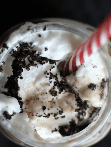 Oreo Cookie Coffee Frappe