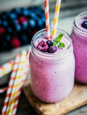 Lavender Blueberry and Raspberry Essential Oil Smoothie